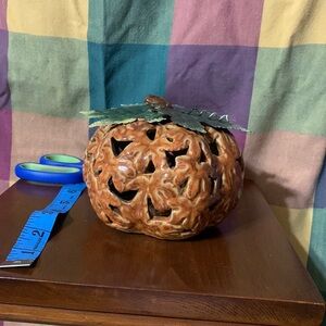 Ceramic Pumpkin 🎃 with Metal Green Leaves